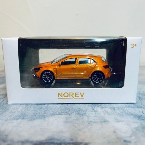 ルノー メガーヌ(オレンジ)ミニカー ノレブ RENAULT MEGANE