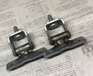 U72V U71V クリッパー 日産 ニッサン ヒンジ バック ドア リア ミニキャブ バン 三菱 送料520円