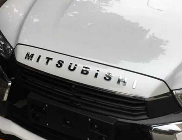 MITSUBISHI レターエンブレム