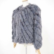 美品【 ROYAL FUR★ロイヤルチェ / レアデザイン / 大き目サイズ 】高級毛皮 ブルーフォックス ◆ハーフコート 62cm丈 ◆グレー ◆T695Y_画像4