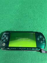 ＰＳＰ-３０００ 【ＦＷ６.38】　メモリーカード４ＧB　充電器　データ転送ケーブル新品　動作品　動作良好　本体美品　SONY グリーン　_画像4