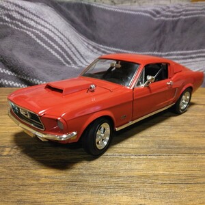 アーテル 1/18 1968 マスタング GT /アメリカンマッスルレーシング Red　〈未使用訳あり）ミニカー モデルカー