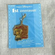 ディズニーシー1周年記念チャーム DisneySea ミッキー 青 東京ディズニー 新品未開封 非売品【M0140】_画像1