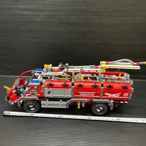 LEGO レゴ テクニック 空港用火災救助車 ジャンク品