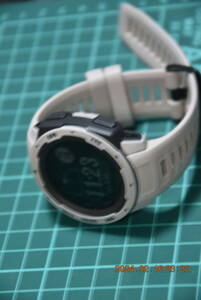 garmin instict 英語版　動作品