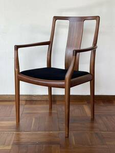 Мебель Kagura Vintage II Vintage II Ореховое кресло с руками, северная Европа 1