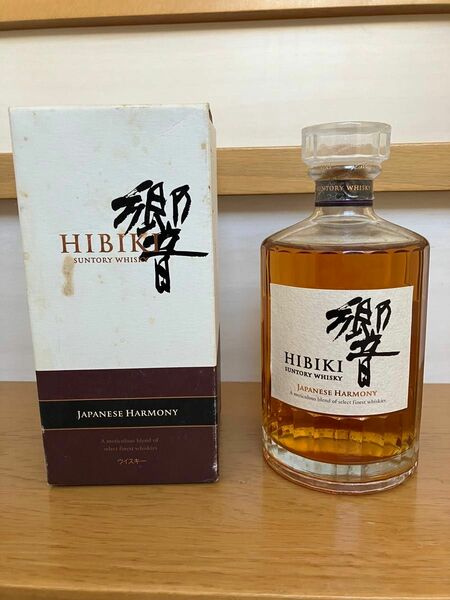【未開封品】サントリー最高級品ウイスキー響ジャパニーズハーモニー700ml HIBIKI SUNTORY