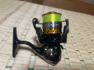 ダイワ Daiwa レブロス REVROS 2004H 中古品　アジング　トラウト　管釣り　渓流　メバル　傷少なめ