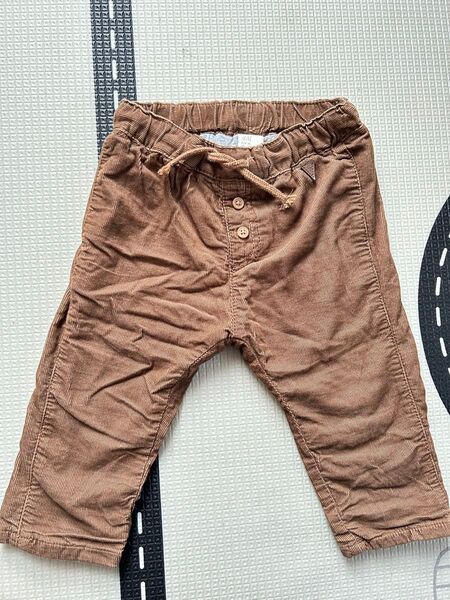 H&Mコーデュロイパンツ