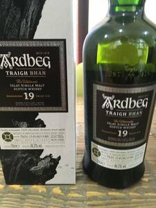 ◆離島以外、送料込み◆新品未開封◆ardbeg アードベッグ トリーバン19年　バッチ1【正規限定品】ファーストバッチ