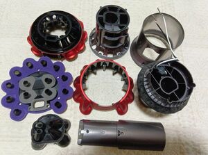 ■ダイソン V10-sv12 ダストカップ＋サイクロン部品■完全分解洗浄クリーニング済み