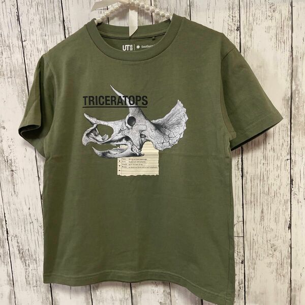 Tシャツ 半袖　カーキ　恐竜　ダイナソー　グリーン　モスグリーン　キッズ　130 ユニクロ　美品