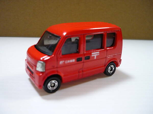 [管01]【送料無料】ミニカー 1/57 スズキ エブリィ 郵便車(レッド)日本郵便 2009「トミカ No.68」タカラトミー ミニチュア