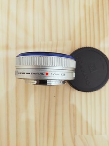 ★実用美品★ OLYMPUS M.ZUIKO DIGITAL 17mm F2.8 パンケーキレンズ シルバー