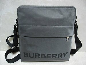 ★新品本物【バーバリー・BURBERRY】スタイリッシュなロゴ入りクロスボディ斜め掛けショルダーバッグ/サコッシュ！ナイロン+牛革/グレー+黒