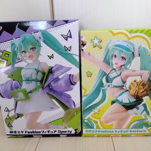 【未開封】初音ミク　フィギュア　まとめ売り　Fashion フィギュア Sporty Uniform　２種セット