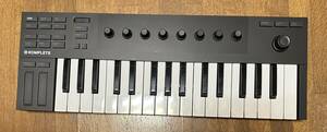 ＊ NATIVE INSTRUMENTS KOMPLETE KONTROL M32 ☆ MIDIキーボード ネイティブインストゥルメンツ ＊