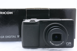 RICOH GR DIGITAL IV / GR LENS 60mm F1.9 VC リコー コンパクトデジタルカメラ 箱付