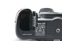 Nikon D200 ボディ ニコン デジタル一眼レフカメラ 充電器 説明書 箱付き_画像9
