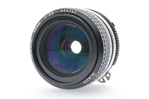 Nikon AI NIKKOR 28mm F2.8 Fマウント ニコン MF一眼用交換レンズ 広角単焦点 ■21516