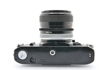 Canon AE-1 ブラック + FD 28mm F2.8 S.C. キヤノン フィルムカメラ MF一眼レフ 広角レンズセット_画像5