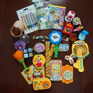 おもちゃ　玩具　文具　グッズ　キャラクター　まとめ売り　29点