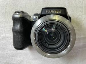 FinePix S8000fd