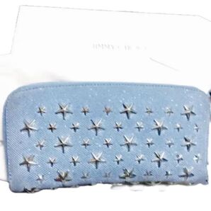 ジミーチュウ(JIMMYCHOO)のラウンドファスナーの長財布になります。