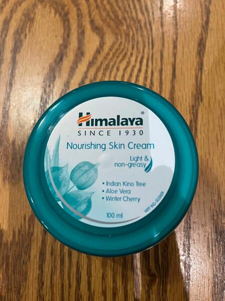 ★ Himalaya ナリッシングスキンクリーム　100ml★