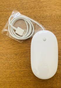 【美品・希少】Apple Mighty Mouse A1152アップル マイティマウス クリーニング済品 MacOSⅩ&Windows10確認済 ケーブルロングバージョン
