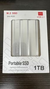 ポータブルSSD 小型軽量 外付けSSD 1TB 新品