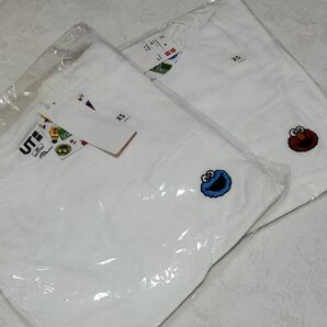 【新品】UNIQLO　KAWS　ユニクロ カウズ コラボTシャツ 胸ポケットTシャツ セサミストリート タグ付き XS 2枚セット