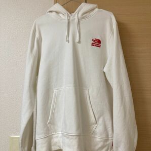 【supreme】【the north face】ホワイト長袖ロゴパーカー　19AW