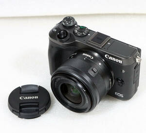 【中古極美品】Canon EOS M6・EF-M15-45 IS STM レンズキット（ブラック）