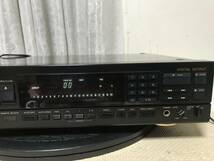 M2034　DENON DCD-1600 CDプレーヤージャンク品　全国送料無料_画像3