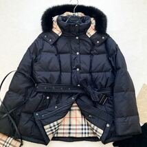 大きいサイズ◆美品◆バーバリー BURBERRY 46/15号/XL-3L 最高級ブルーフォックスファー3way☆ベルテッドダウンコート マットブラック_画像2