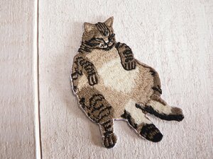 ワッペン　ネコ　子猫　アイロンワッペン　猫　ぽっちゃりネコ　 　　#1469