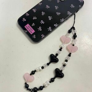 【新品】携帯 スマホ ストラップ ハート ビーズ キーホルダー ブラック ピンク　black pink stringting