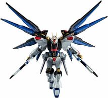 （新品）GUNDAM UNIVERSE 機動戦士ガンダムSEED DESTINY ZGMF-X20A STRIKE FREEDOM GUNDAM 約150mm PVC&ABS製 塗装済み可動フィギュア_画像5