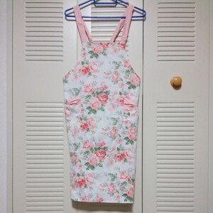 *[ old clothes ]Valentino garavani( Valentino galava-ni) apron white ground . floral print 