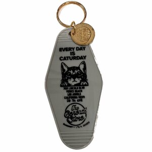 ◆送料￥120◆【モーテルキーホルダー】※《EVERYDAY IS CATURDAY・グレー》 猫　ホテル　キータグ　キーホルダー