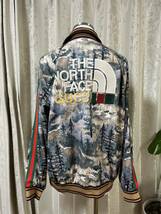 グッチ ×ノースフェイス THE NORTH FACE 21AW 671444 XJDQ8 バックロゴ刺繍フォレスト総柄トラックブルゾン メンズ M_画像9