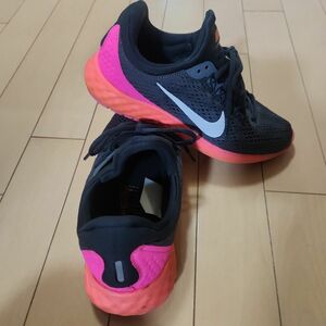 Nike　ランニングシューズ　23cm　ナイキ　ルナ　スカイエラックス