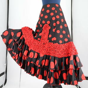 『送料無料』【美品 フラメンコ衣装】ブラック×豪華フリル×水玉 ファルダ 大きく広がる裾 スカート Flamenco タンゴ