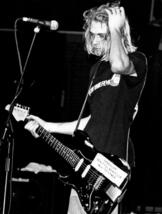VANDALISM STICKER★バンパーステッカー カートコバーン NIRVANA Kurt Cobain ギター グランジ 90s Grunge ニルヴァーナ PUNK HARD CORE_画像9