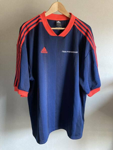 GOSHA RUBCHINSKIYゴーシャラブチンスキーアディダス adidas サッカーシャツ　フットボール　football xs オレンジネイビー　紺橙シャツ