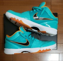 UNDEFEATED Nike Kobe 4 Protro Hyper Jade_画像2