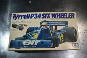 Qm097 絶版 1993's vtg TAMIYA 1:20 1976 Tyrrell P34 Ford Six Wheeler タイヤ付 80サイズ