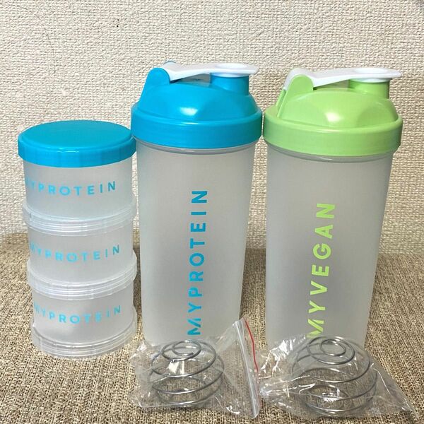 マイプロテイン　ストレージボックス＆シェイカー 600ml×2本（青＆緑）