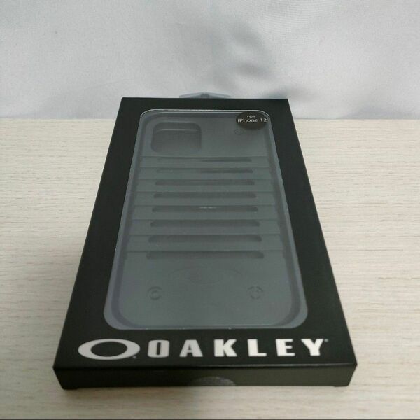 新品未使用 送料無料 iPhone12 ハードケース オークリー スマホケース ブラック OAKLEY 黒 アイフォン